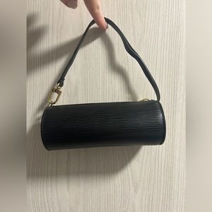 Louis Vuitton Soufflot Pochette Epi Leather